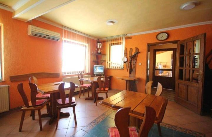 Guest House Vila Alexandar Palić Habitación foto